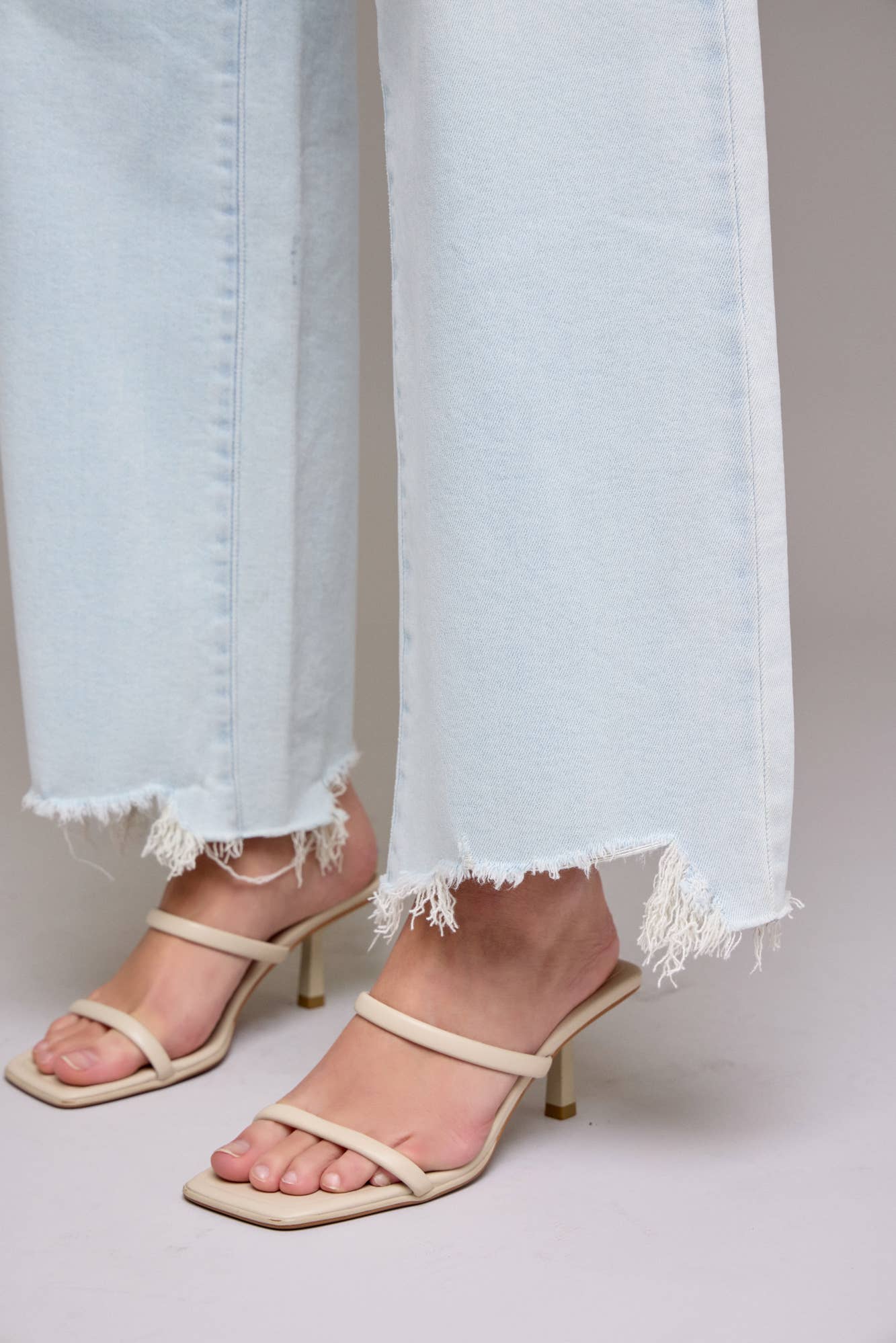 Nori Jean - Super Light 31" Inseam Midrise Wide Leg