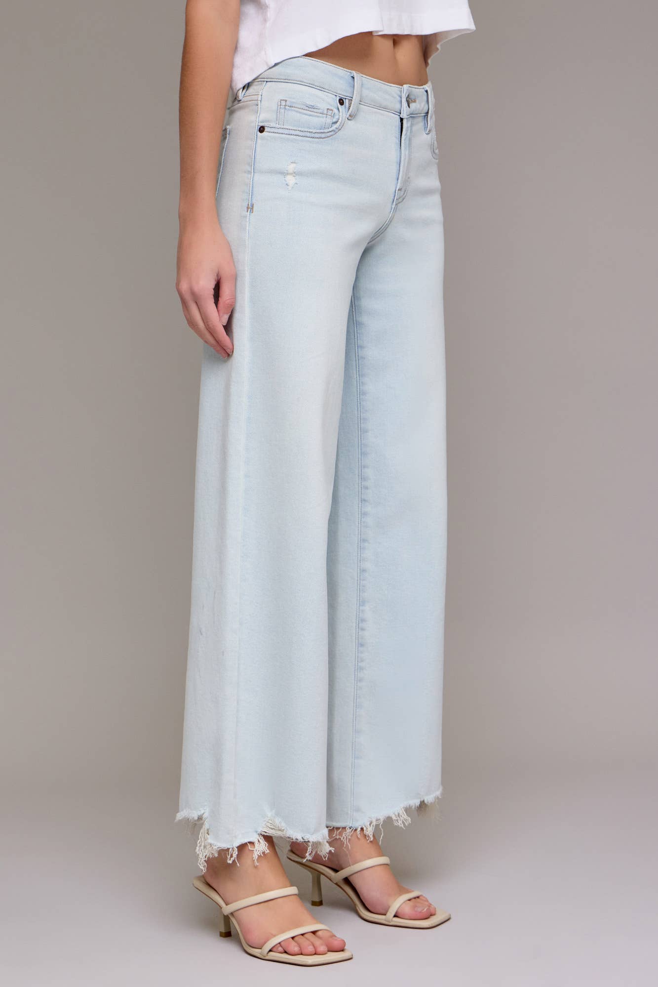 Nori Jean - Super Light 31" Inseam Midrise Wide Leg