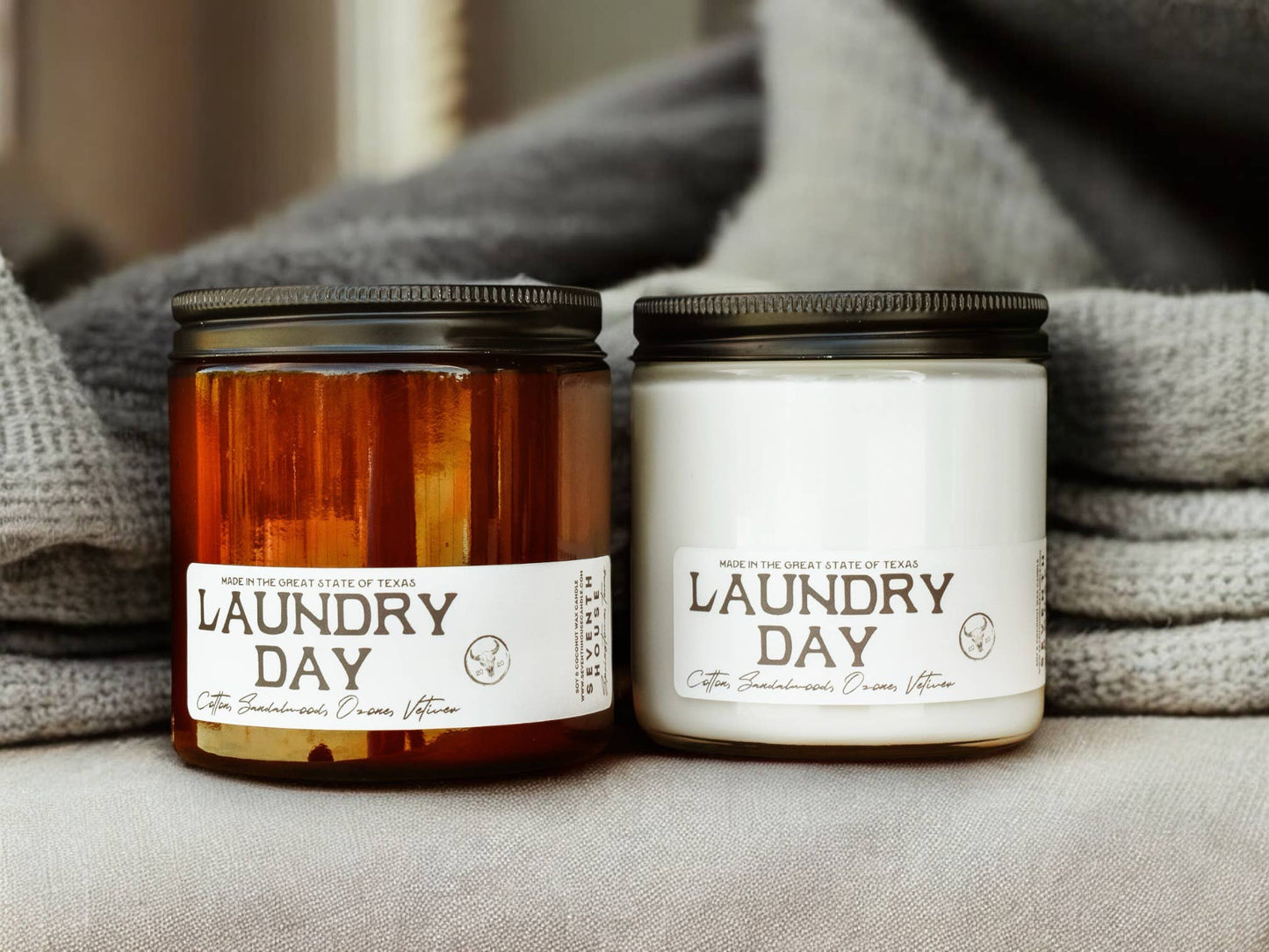 LAUNDRY DAY - Cotton & Sandalwood Candle
