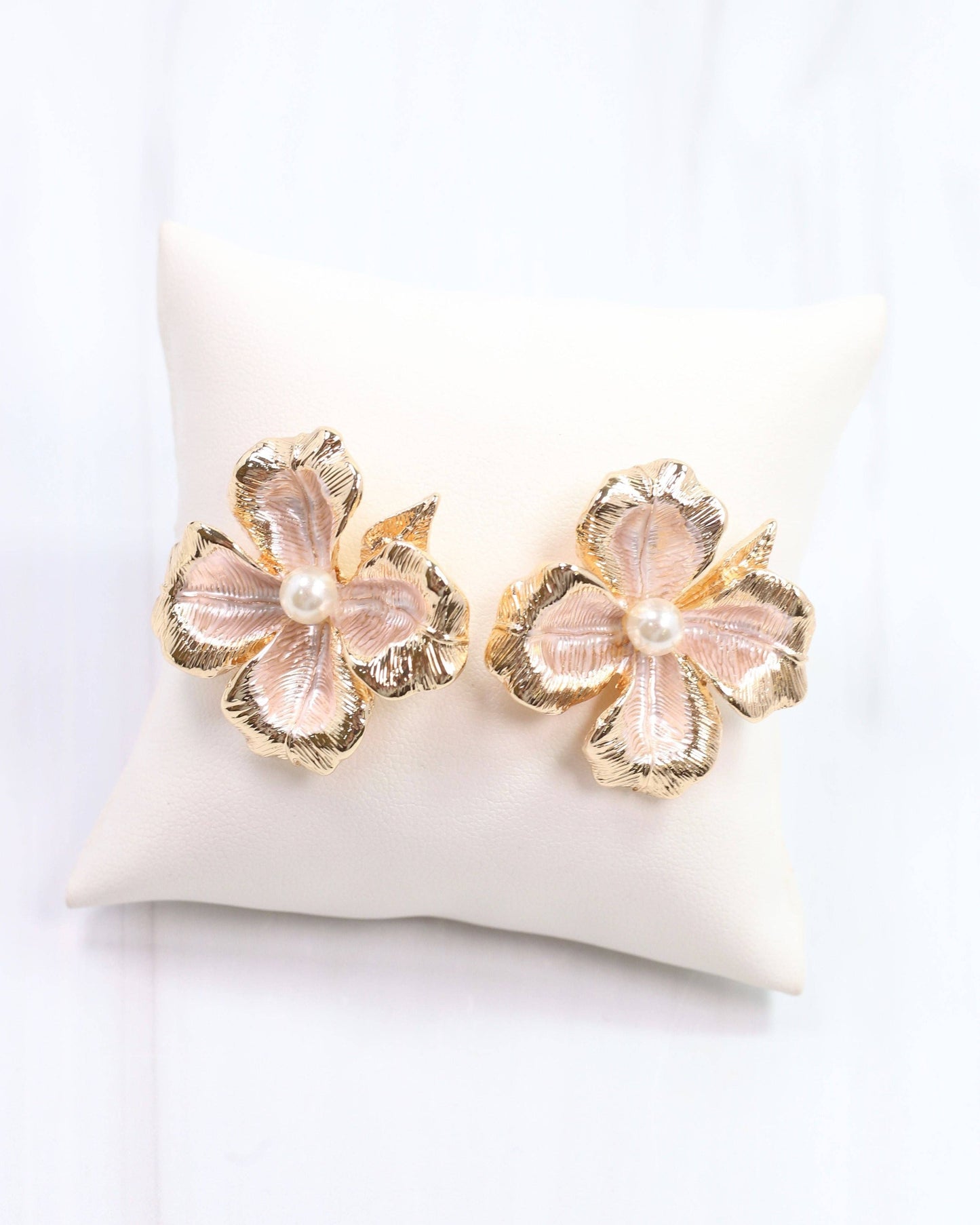 Bailey Flower Earring