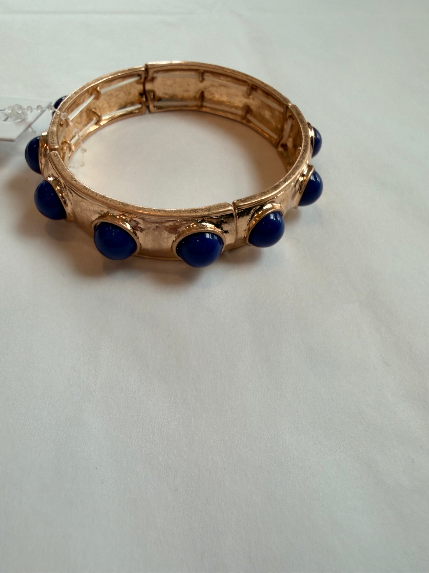 Caroline Hill - Reagan Pearl Stretch Bracelet GOLD