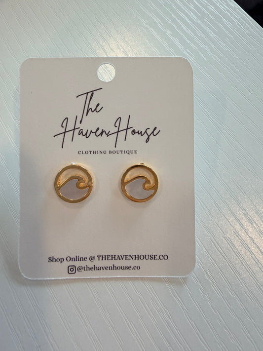 Circle Wave Stud Earrings
