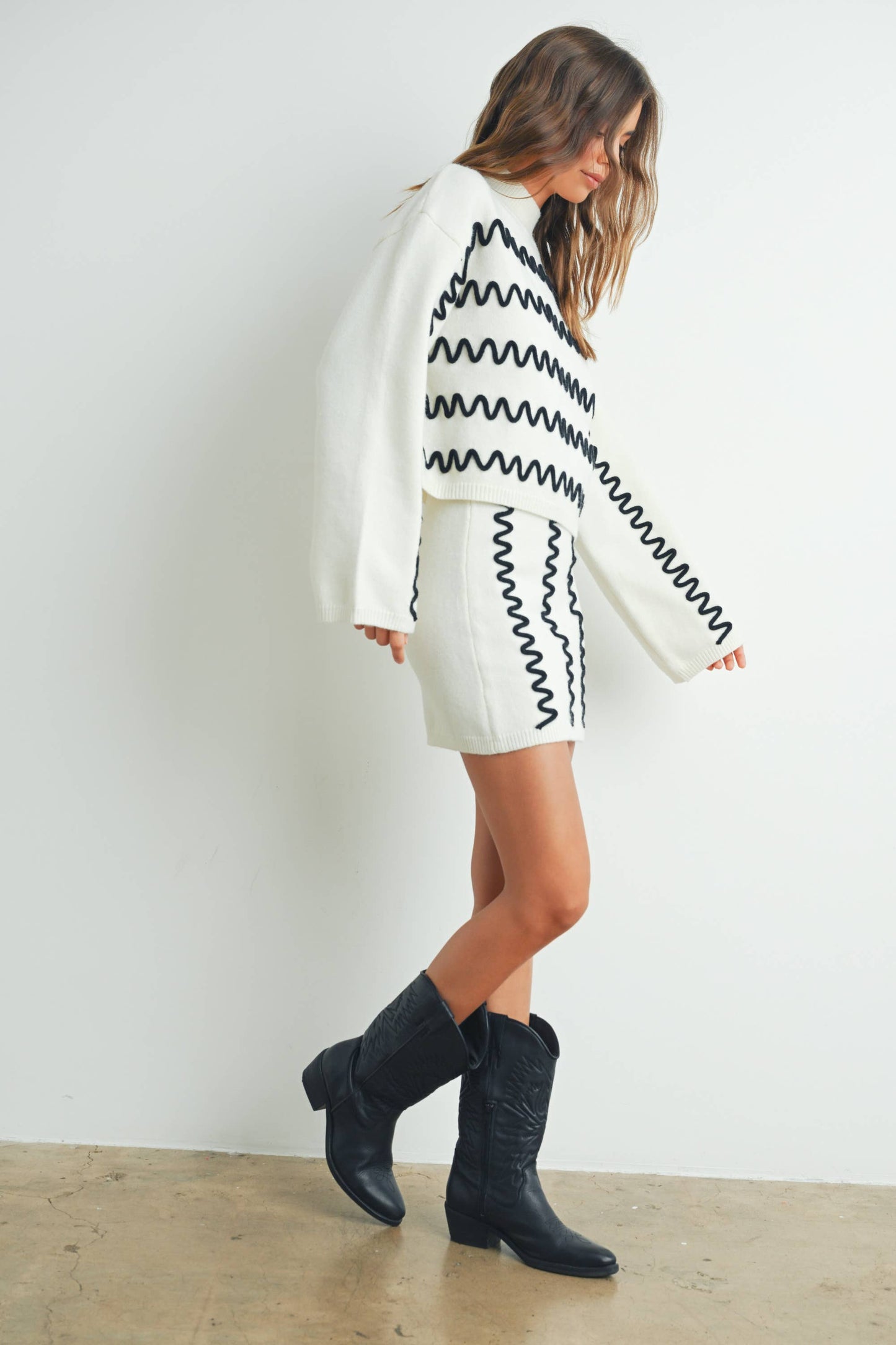 Wavy Stripe Turtleneck Sweater - By BUTTERMELON