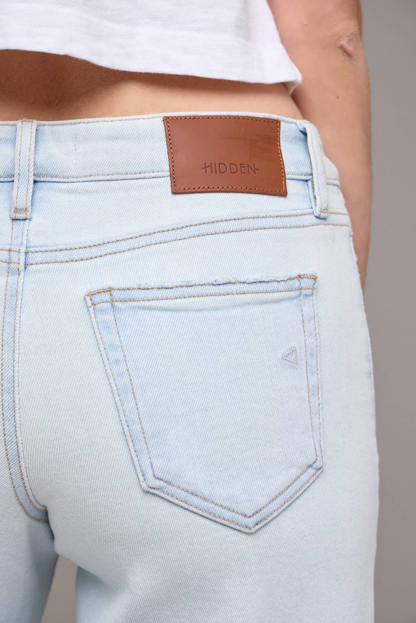 Nori Jean - Super Light 31" Inseam Midrise Wide Leg